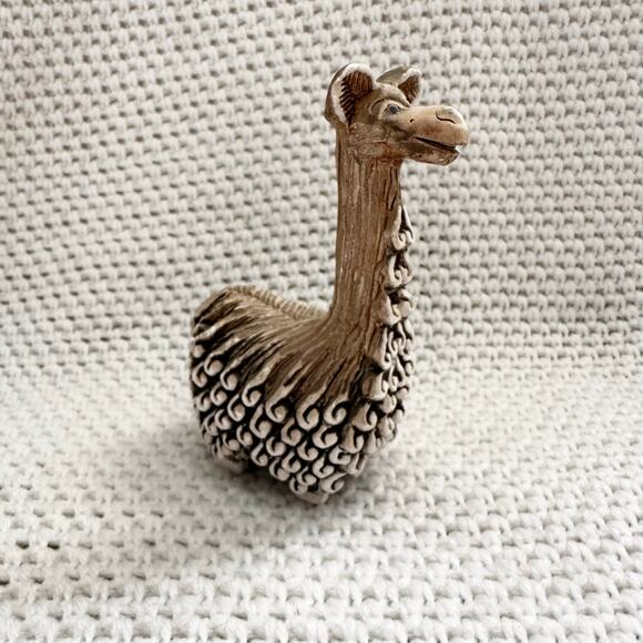 Artesania Rinconada Vicunia Llama Long Neck Painted Fur Figurine 5.5" Statue Vtg - Picture 1 of 5